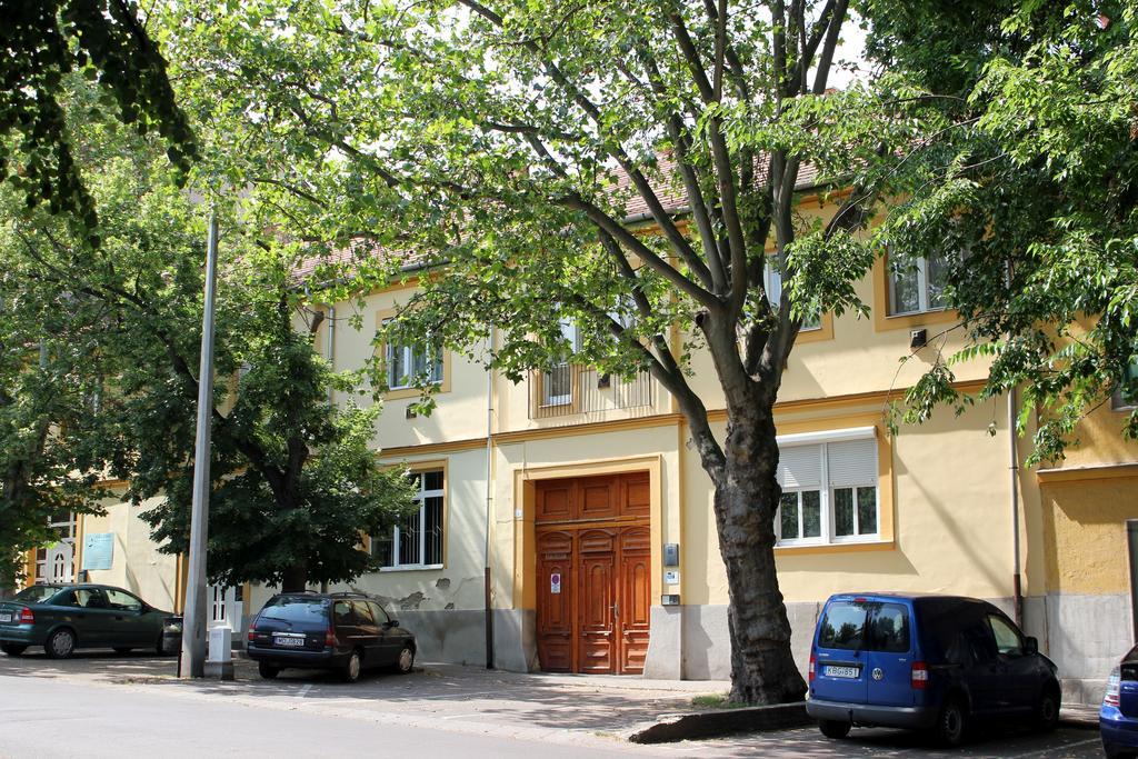 Veva Apartman - Eger Maganszallashely 外观 照片