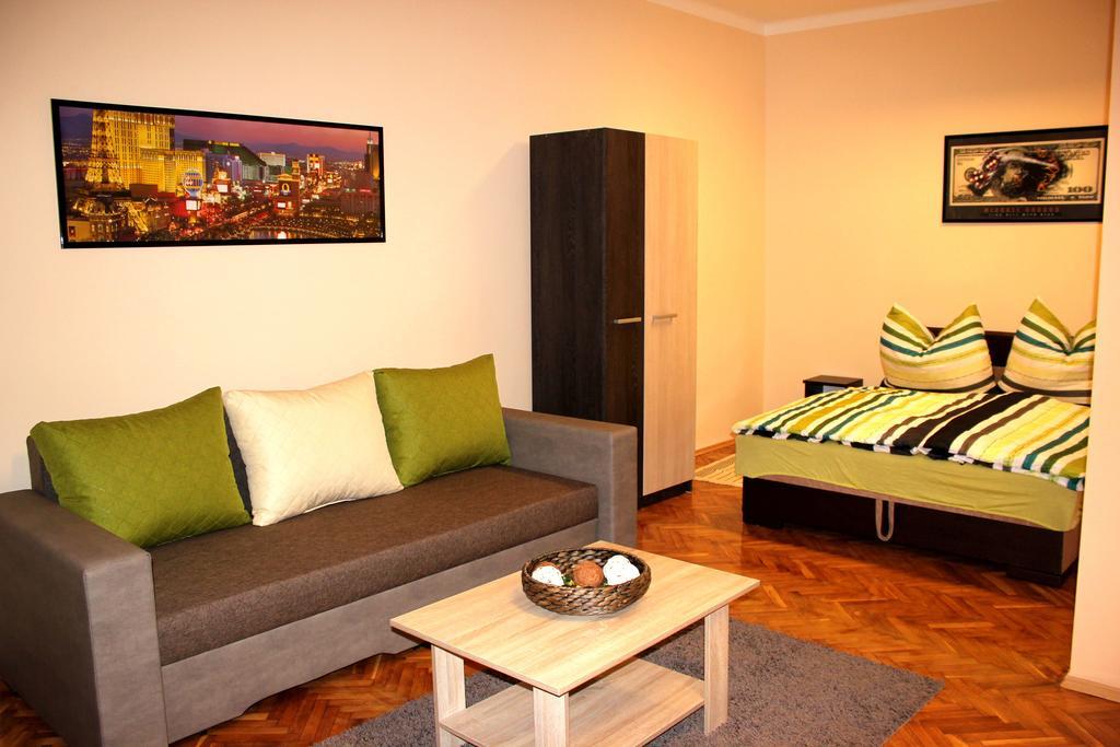Veva Apartman - Eger Maganszallashely 外观 照片