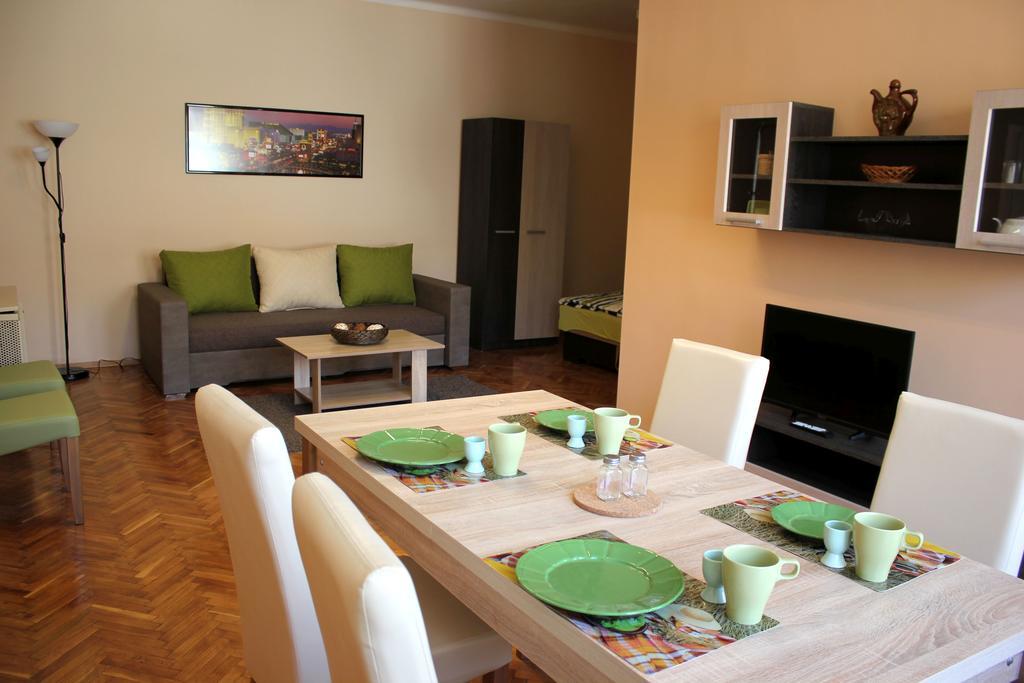 Veva Apartman - Eger Maganszallashely 外观 照片